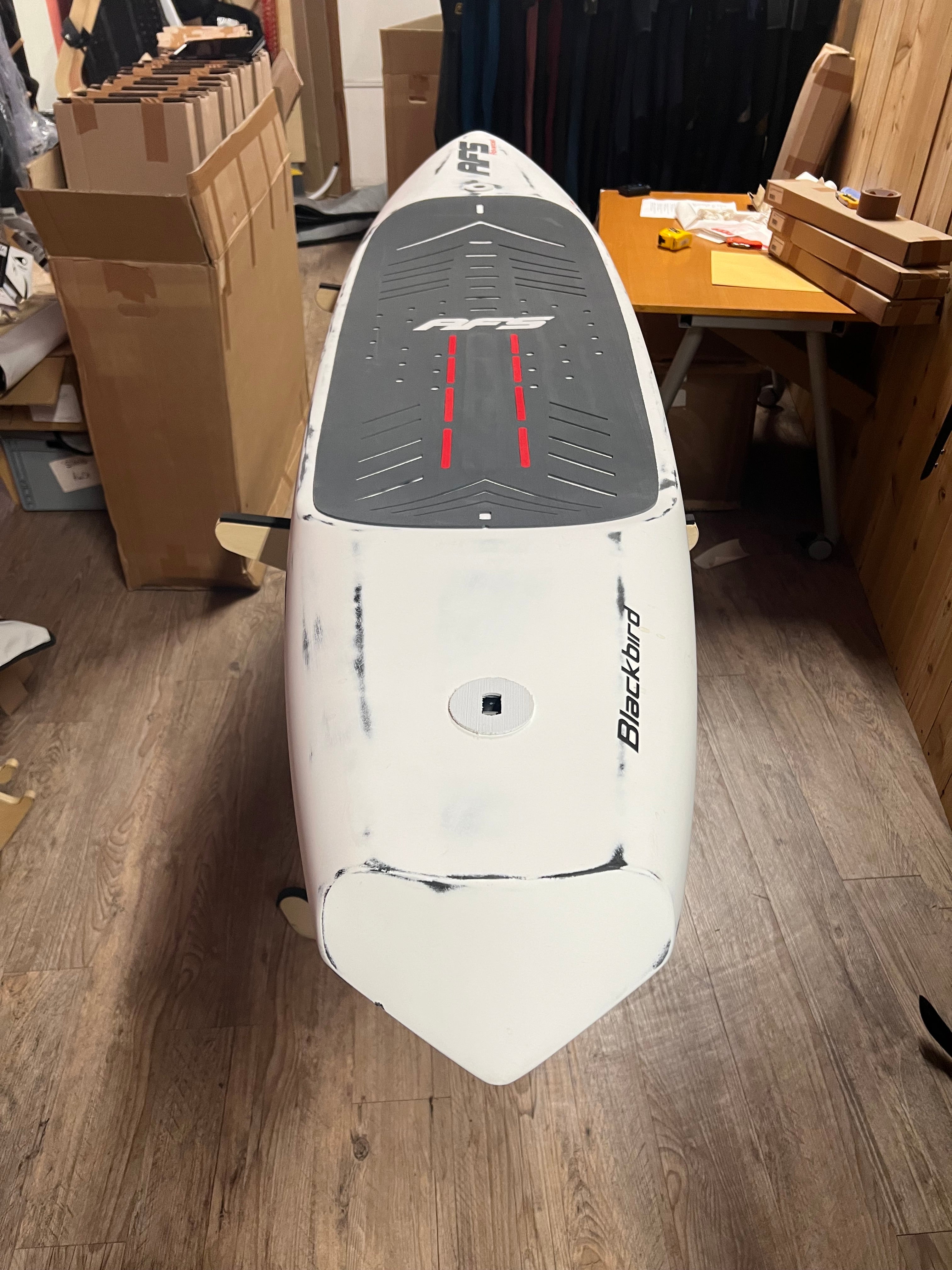 Demo AFS Blackbird V3 8’x19.5 120L