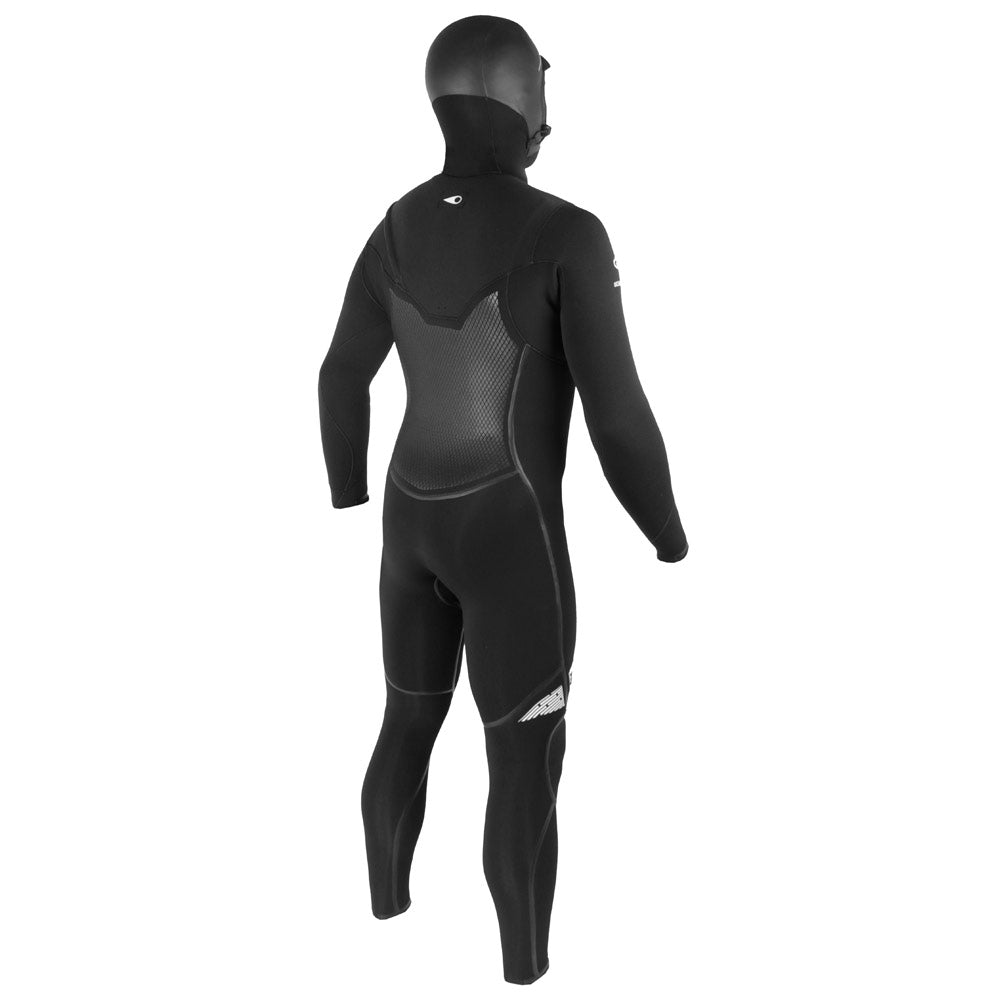 Sooruz Guru+ is our warmest wetsuit combining performance and eco-friendliness.