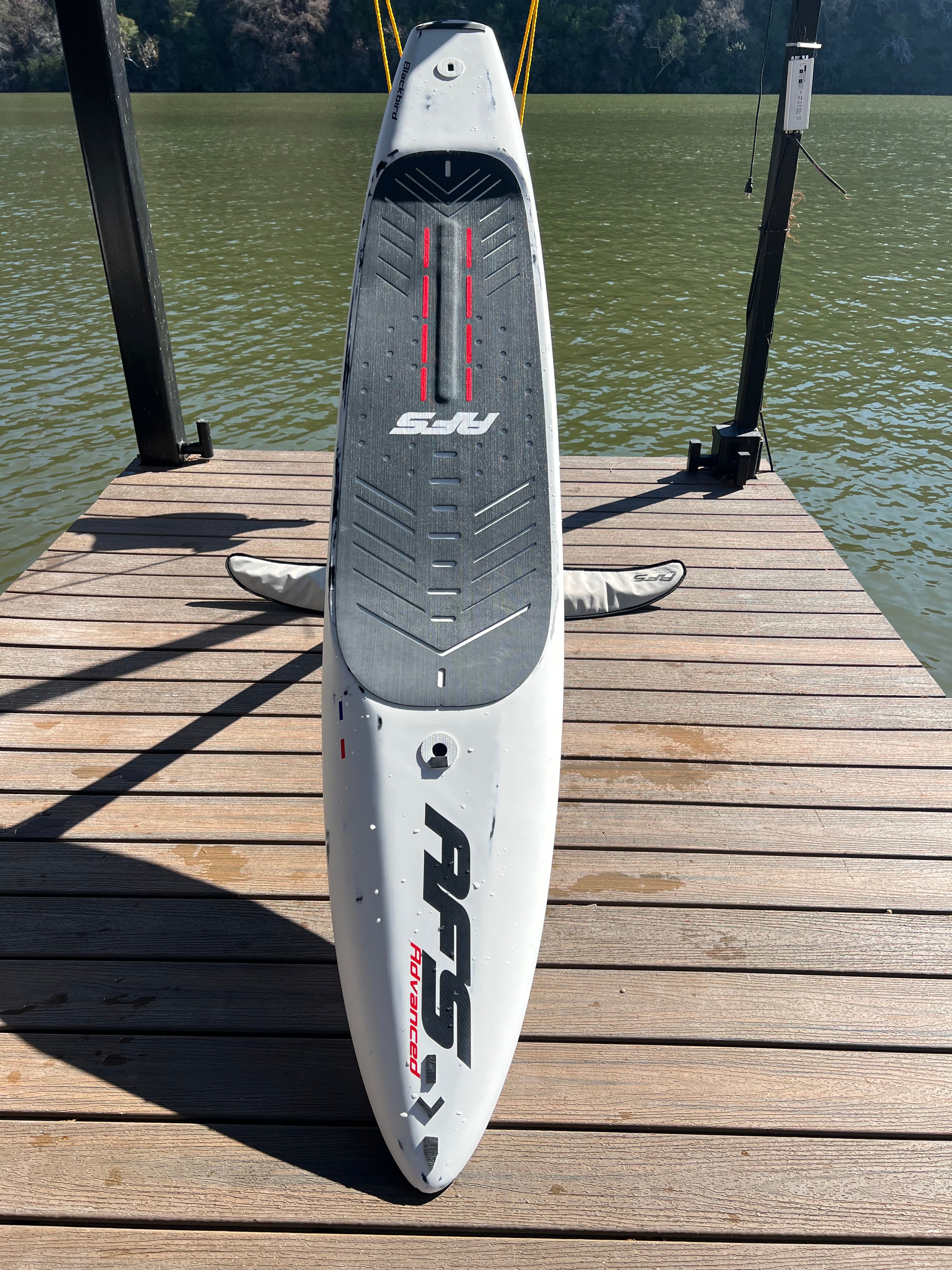 Demo AFS Blackbird V3 8’x17.5 105L